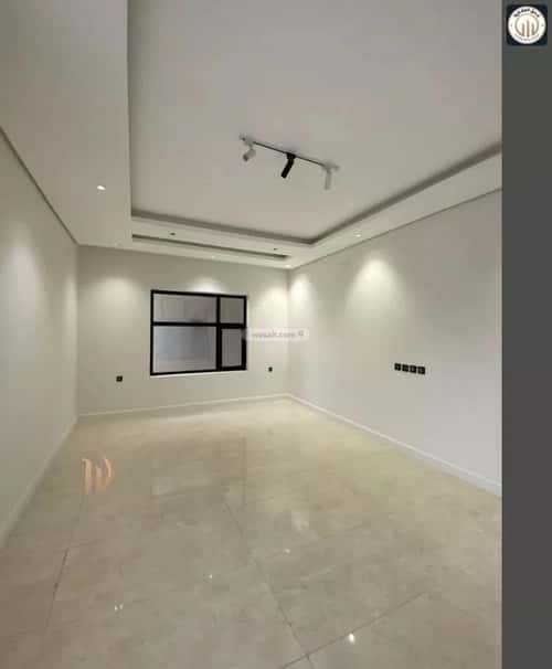 فيلا 325 متر مربع شمالية على شارع 15م الفيصلية، الدمام