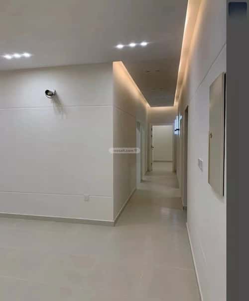 Apartment 175 SQM with 5 Bedrooms Hajer, Aldammam