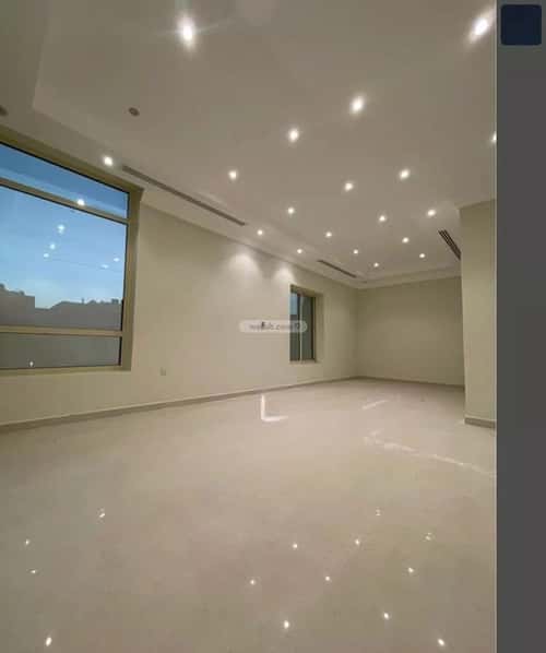 فيلا 349 متر مربع جنوبية غربية على شارع 20م التحلية، الخبر