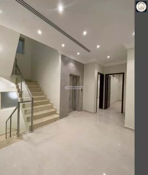 فيلا 349 متر مربع جنوبية غربية على شارع 20م التحلية، الخبر