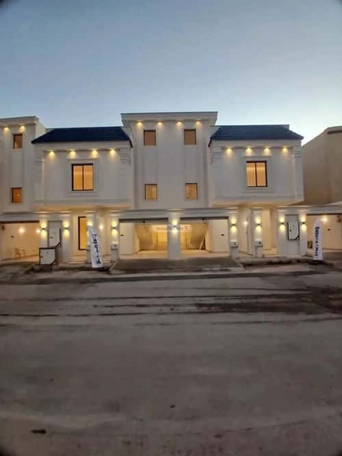 Floor 181 SQM with 3 Bedrooms Okaz, South Riyadh, Riyadh