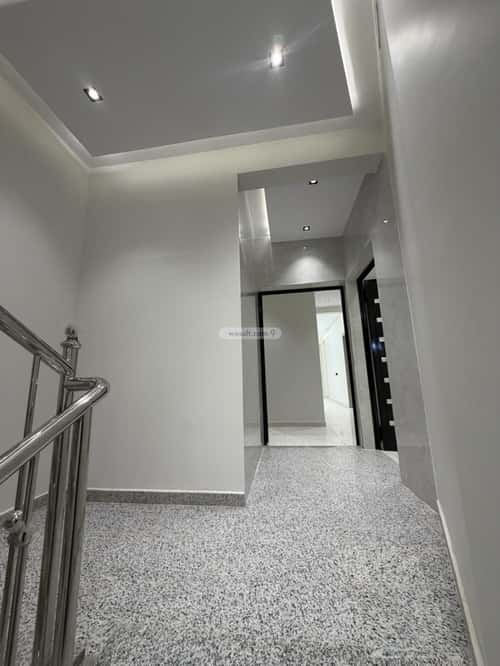 Apartment 338 SQM with 8 Bedrooms Al-Yarmouk, Khamis Mushait