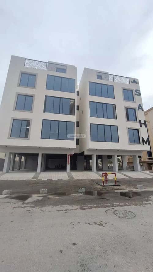 Apartment 171 SQM with 6 Bedrooms Hajer, Aldammam