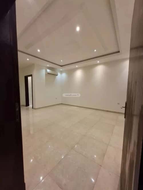 Floor 400 SQM with 5 Bedrooms Al-Malqa, North Riyadh, Riyadh