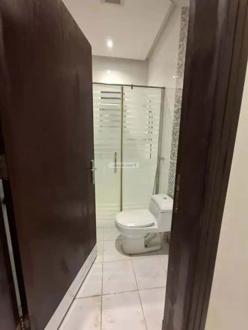 Floor 400 SQM with 5 Bedrooms Al-Malqa, North Riyadh, Riyadh