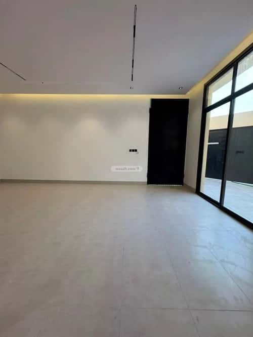 فيلا 343 متر مربع جنوبية على شارع 15م النرجس، شمال الرياض، الرياض