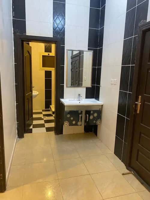 Apartment 700 SQM with 3 Bedrooms Al Hamadhnyah, East Jeddah, Jeddah