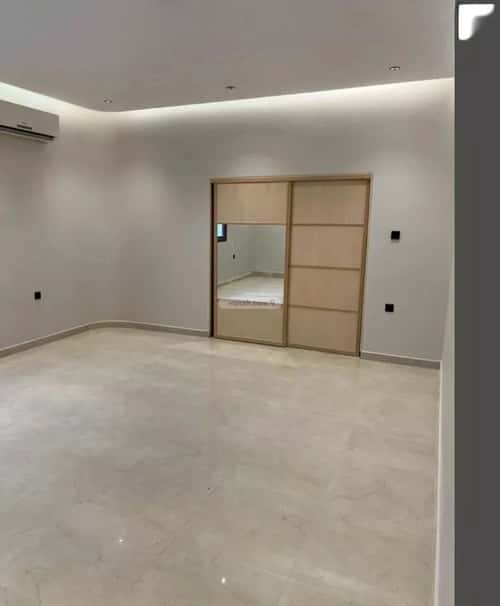 Villa 690 SQM Facing South with 5 Bedrooms Al Mohammadeyyah, North Jeddah, Jeddah
