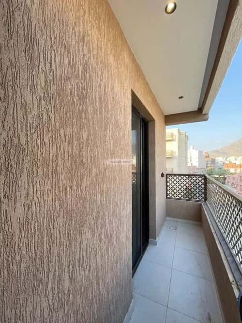 شقة 138 متر مربع ب 4 غرف بطحاء قريش، مكة المكرمة