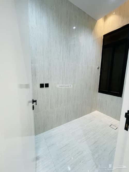 دور 213 متر مربع ب 6 غرف الورود، خميس مشيط