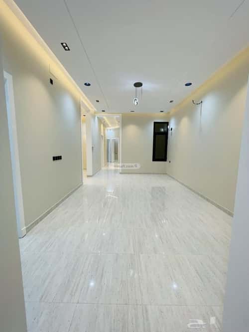 Floor 213 SQM with 6 Bedrooms Al-Wurud, Khamis Mushait