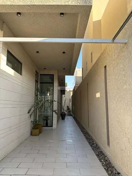 فيلا 375 متر مربع شمالية على شارع 15م القيروان، شمال الرياض، الرياض