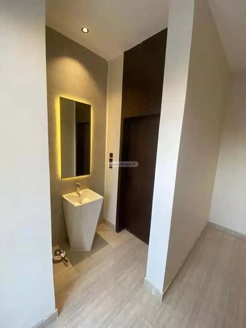 فيلا 300 متر مربع شرقية على شارع 20م الرحمانية، شرق جدة، جدة