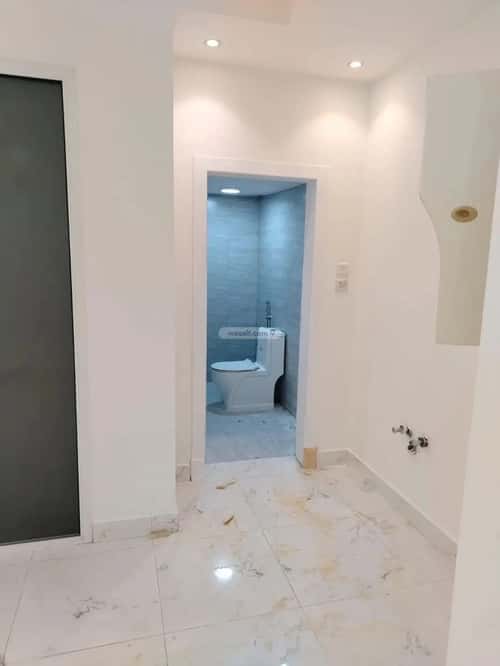 فيلا 236 متر مربع شرقية على شارع 15م العارض، شمال الرياض، الرياض