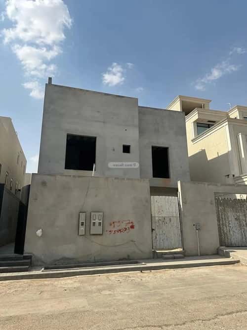فيلا 480 متر مربع جنوبية على شارع 15م العارض، شمال الرياض، الرياض