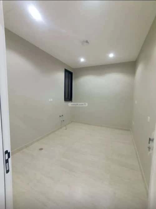 دور 162 متر مربع ب 5 غرف الفاروق، وسط الرياض، الرياض