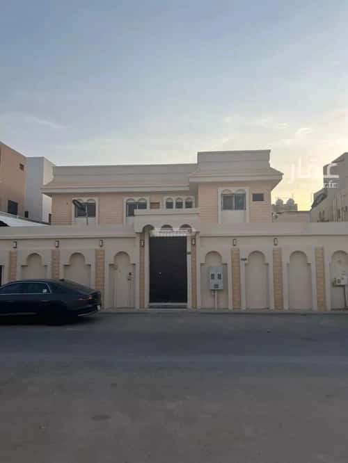 Villa 800 SQM Facing East with 16 Bedrooms Ar-Rabwah, Central Riyadh, Riyadh