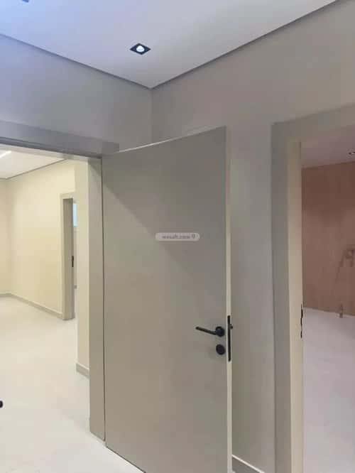 Floor 318 SQM with 3 Bedrooms Al-Janadriyah, East Riyadh, Riyadh