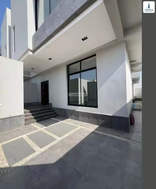 فيلا 249 متر مربع غربية على شارع 15م الزمرد، شمال جدة، جدة