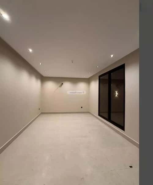 فيلا 299 متر مربع غربية على شارع 30م الشعلة، الدمام