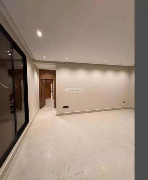 فيلا 299 متر مربع غربية على شارع 30م الشعلة، الدمام