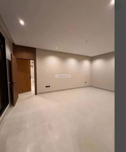 فيلا 299 متر مربع غربية على شارع 30م الشعلة، الدمام