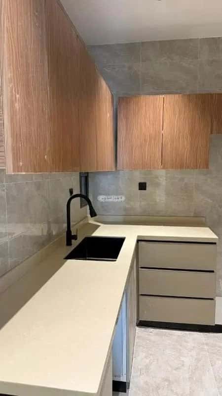 شقة 161 متر مربع ب 3 غرف الحمراء، الخبر