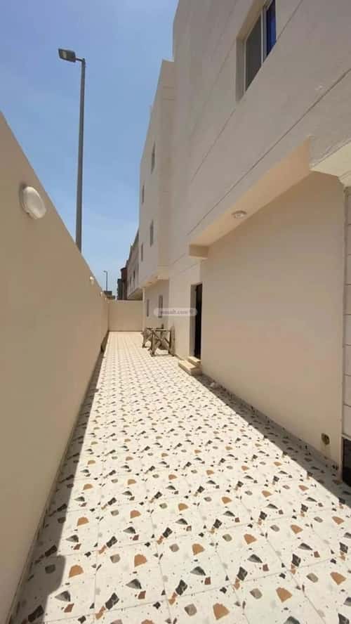 فيلا 275 متر مربع شرقية على شارع 15م السنابل، جنوب جدة، جدة