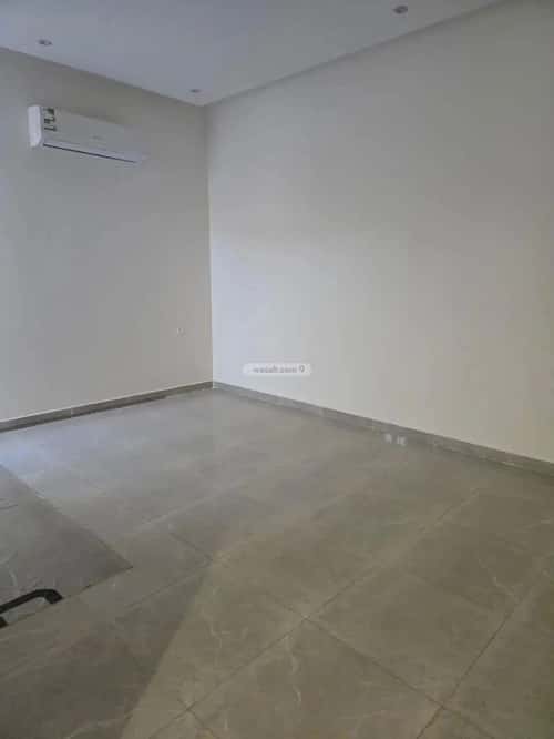 فيلا 250 متر مربع واجهة غربية ب 8 غرف الزهرة، غرب الرياض، الرياض