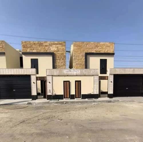 فيلا 300 متر مربع شمالية على شارع 15م الرحمانية، شرق جدة، جدة