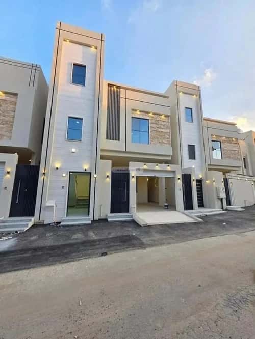 Apartment 341 SQM with 8 Bedrooms Al Ma'Ala, Ahad Rafidah