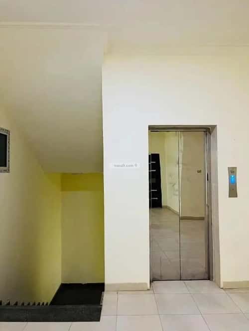 شقة 2439 متر مربع بغرفتين المطار، المجمعة