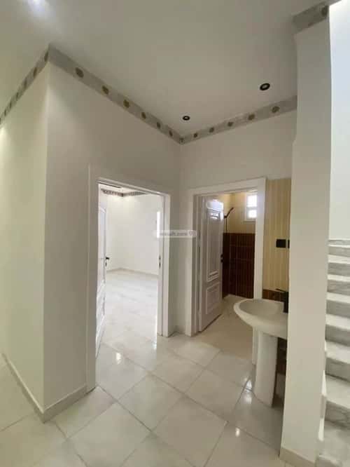 15 bedroom villa in Al Rimal