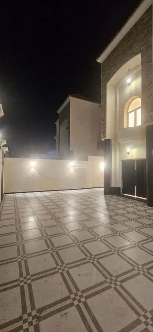 10 bedroom villa in Al Shiraa