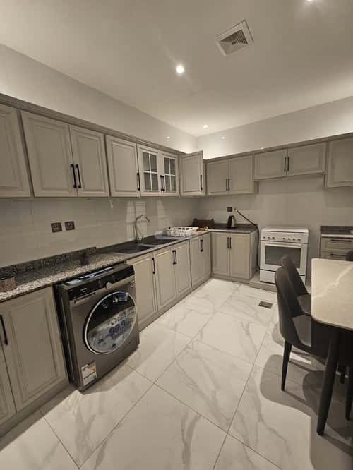 Apartment 720 SQM with 3 Bedrooms Ar-Rawdah, East Riyadh, Riyadh