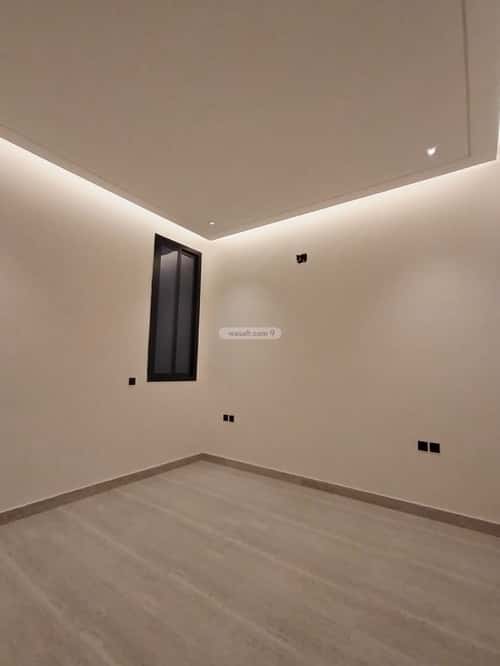 Floor 190 SQM with 5 Bedrooms Al-Muanisiyah, East Riyadh, Riyadh