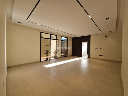 Floor 192 SQM with 5 Bedrooms Al-Muanisiyah, East Riyadh, Riyadh