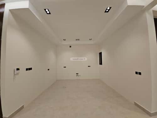 Floor 192 SQM with 5 Bedrooms Al-Muanisiyah, East Riyadh, Riyadh