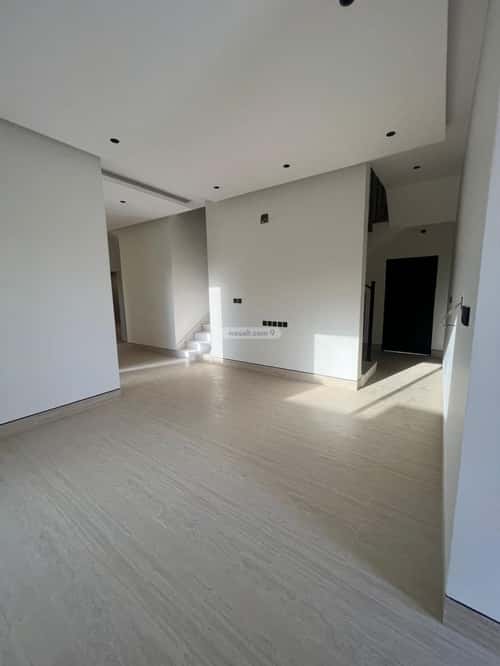 5 bedroom villa in Al Mahdiyyah