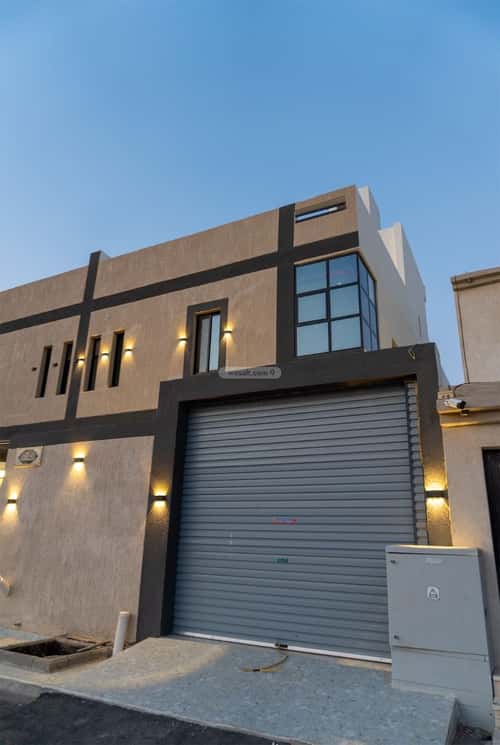 Villa 300 SQM Facing West on 12m Width Street Al Rahmanyah, East Jeddah, Jeddah