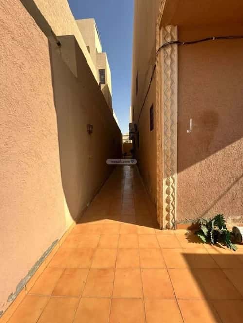 فيلا 377 متر مربع شمالية على شارع 15م الياسمين، شمال الرياض، الرياض