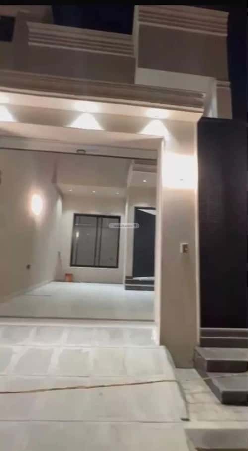Floor 156 SQM with 5 Bedrooms Sultanah, West Riyadh, Riyadh