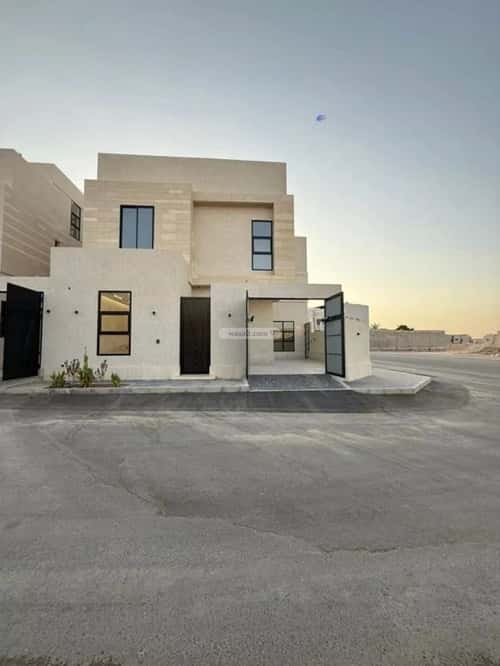 فيلا 372 متر مربع شرقية على شارع 20م المهدية، غرب الرياض، الرياض
