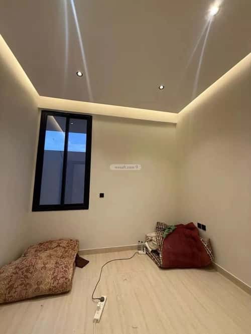 Building 117 SQM Facing North Al-Mahdiyah, West Riyadh, Riyadh