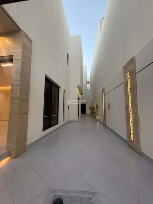 6 bedroom villa in Al Mahdiyyah