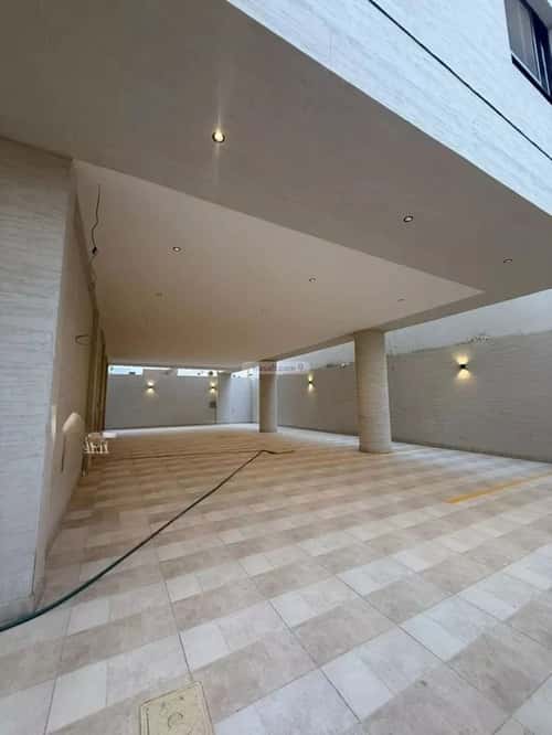 Building 117 SQM Facing North Al-Mahdiyah, West Riyadh, Riyadh