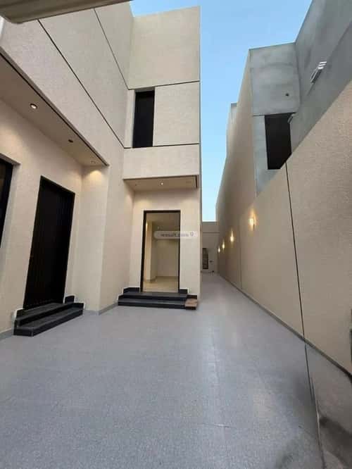 6 bedroom villa in Al Mahdiyyah