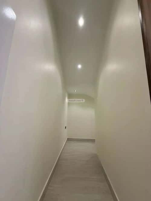 6 bedroom villa in Al Mahdiyyah