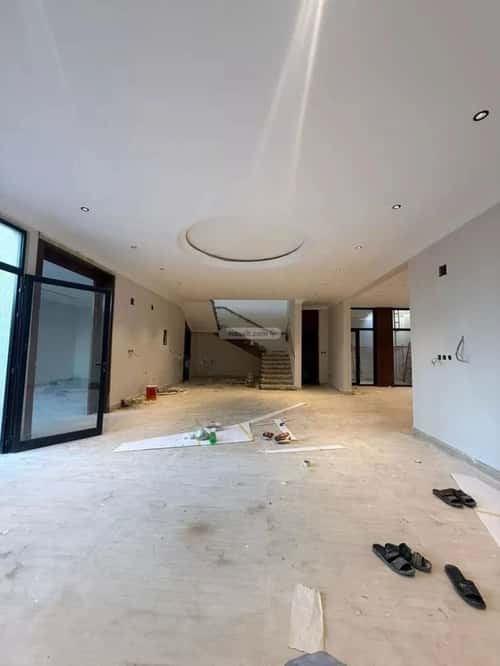 Villa 400 SQM Facing East on 20m Width Street Al-Mahdiyah, West Riyadh, Riyadh