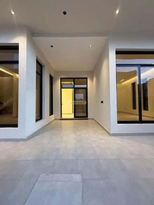 6 bedroom villa in Al Mahdiyyah